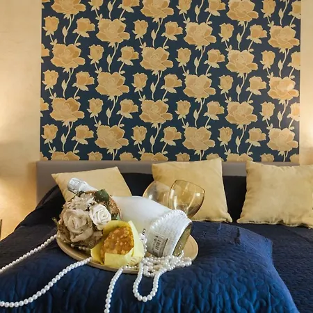 Museum Of Modern Art Rooms In Apartment, Next To Metro Suggrou Fix, Walk To Acropolis-2